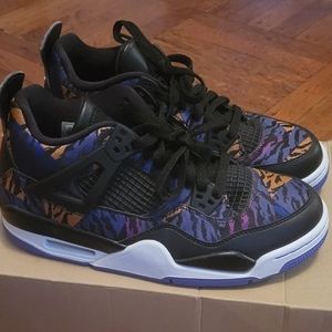 Jordan 4 RetroBlack Rush Violet (GS)